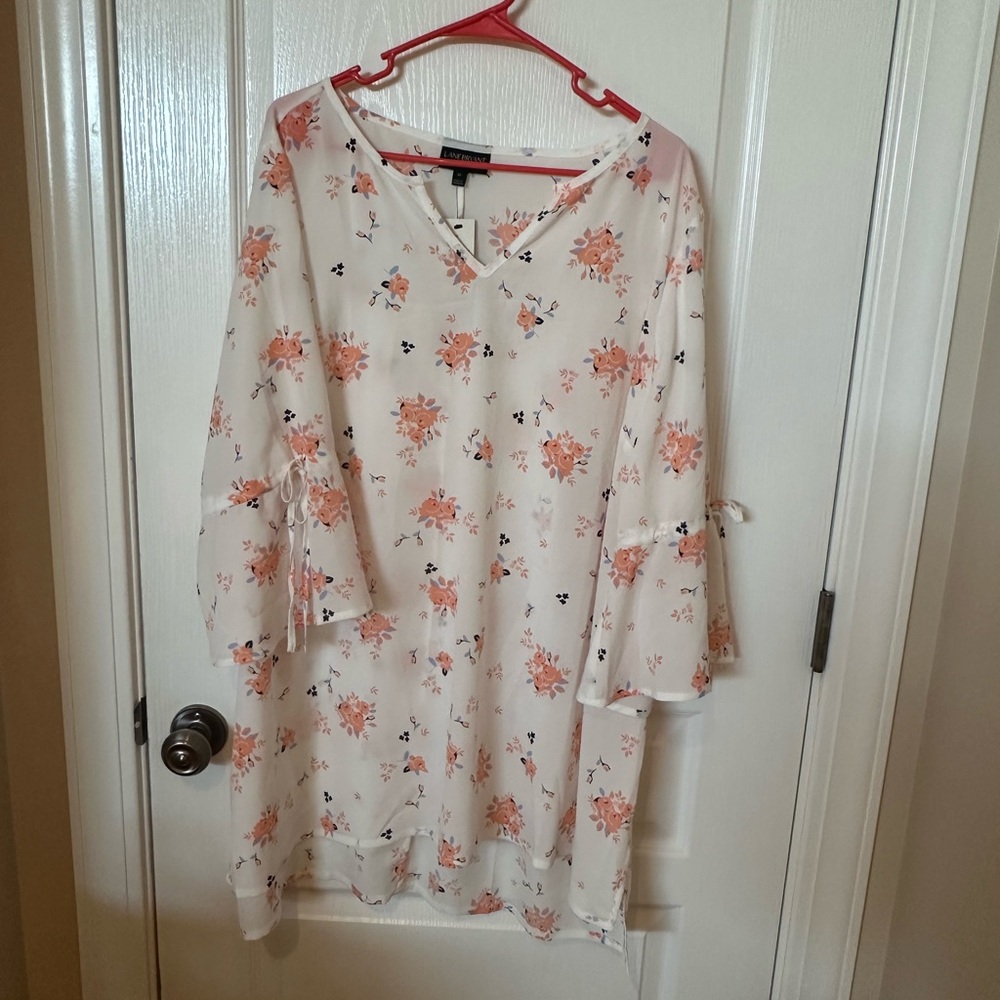 LANE BRYANT size 24 Tunic Length Blouse NEW